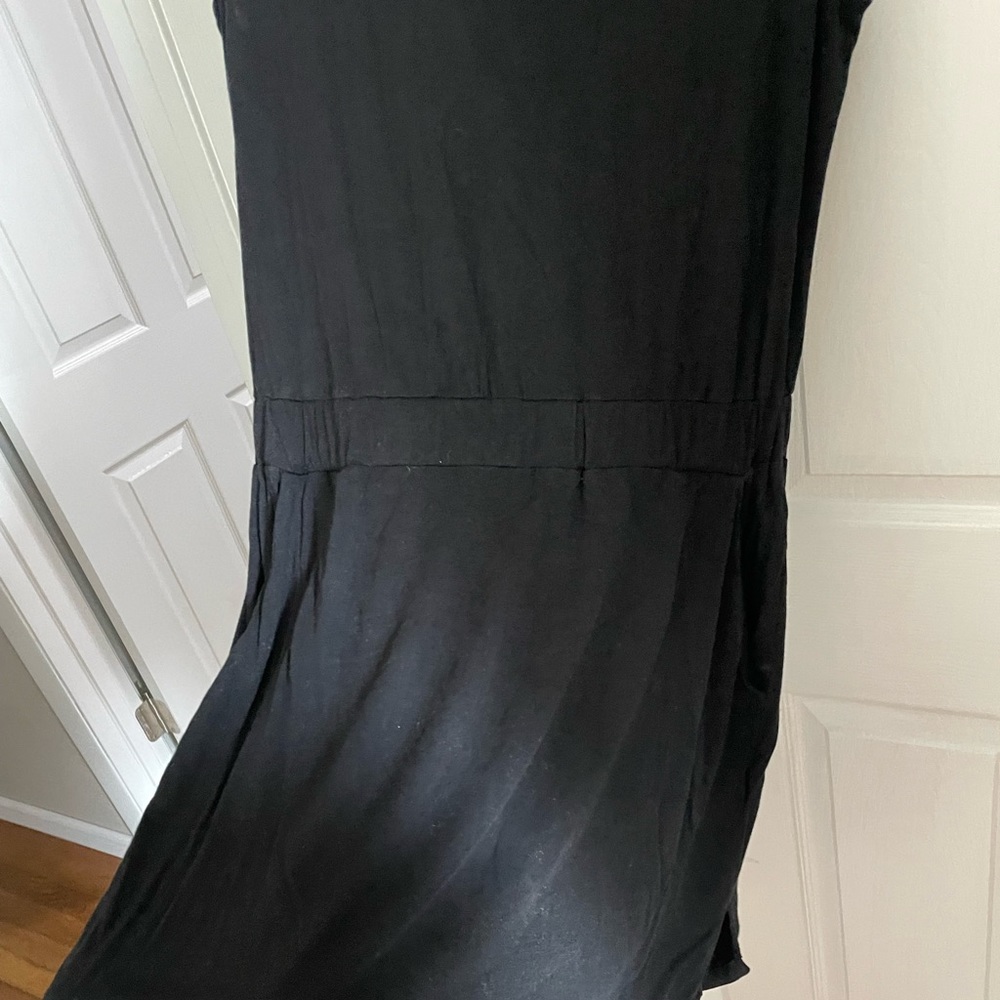 Cap Sleeve Athletic Dress - Picture 4 of 5